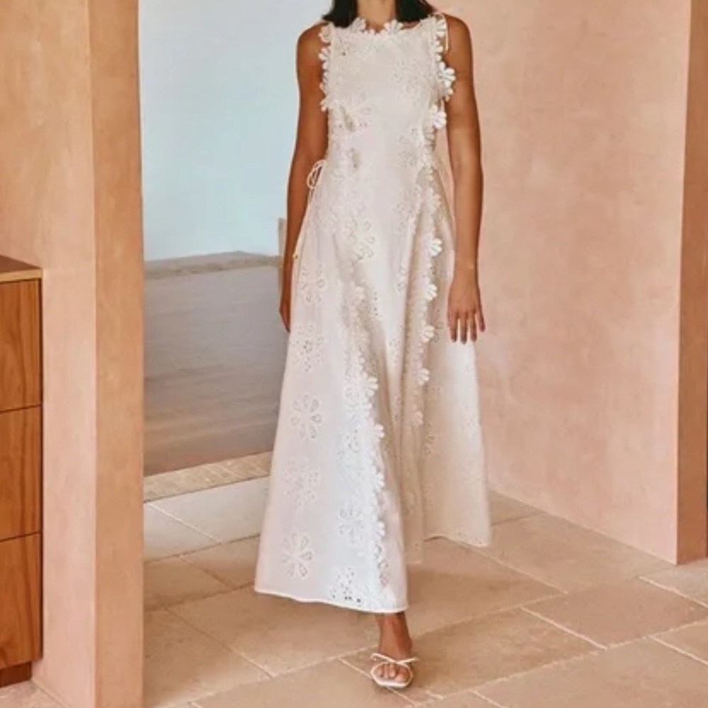Willows Boutique Liana Maxi Dress - White, Small